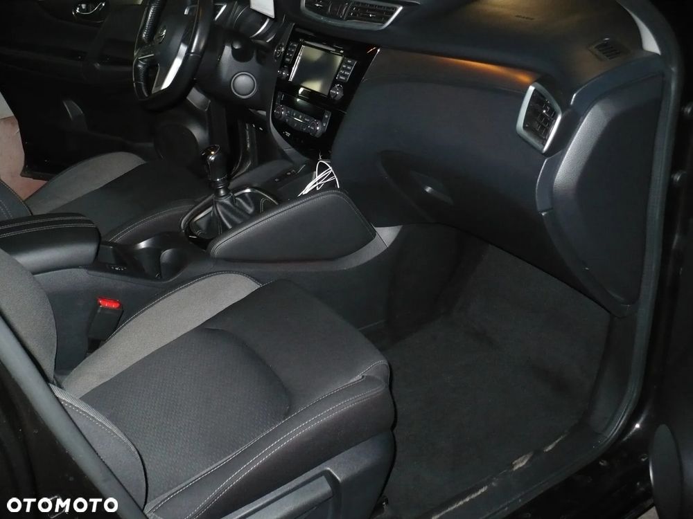 Nissan Qashqai 1.5 dCi Tekna - 11