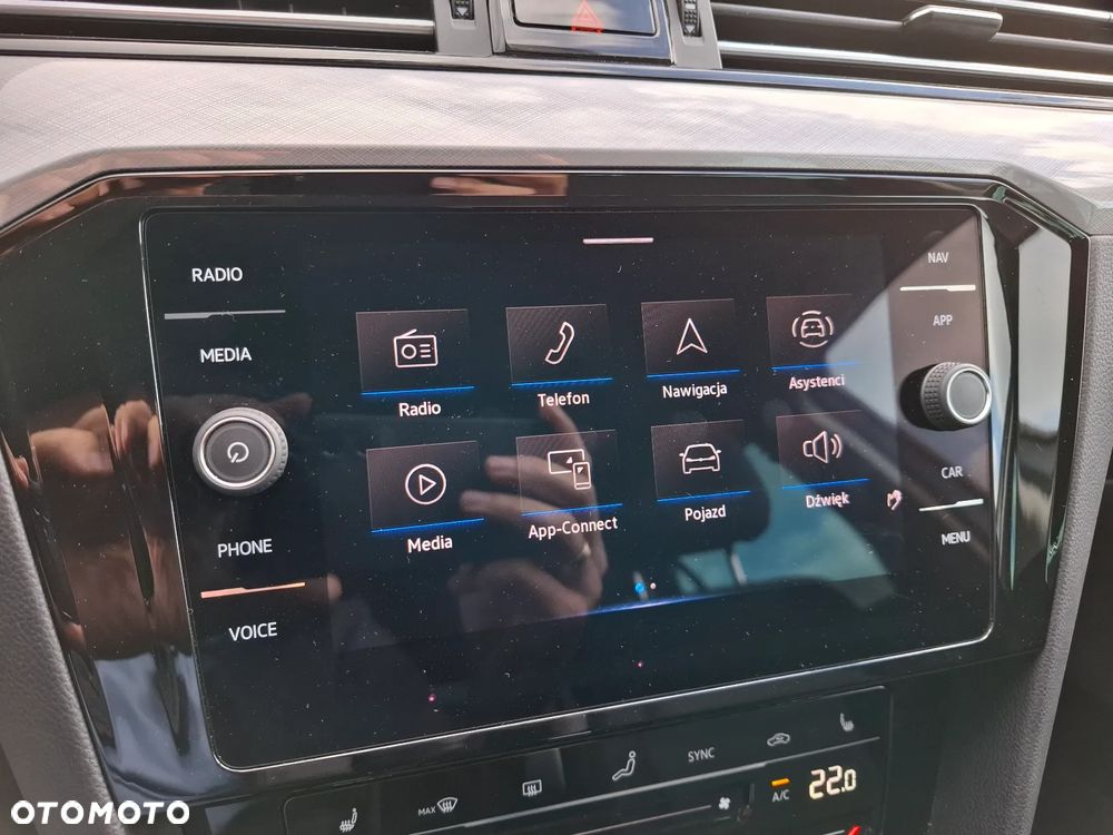 Volkswagen Passat Variant 2.0 TDI SCR DSG Business - 28