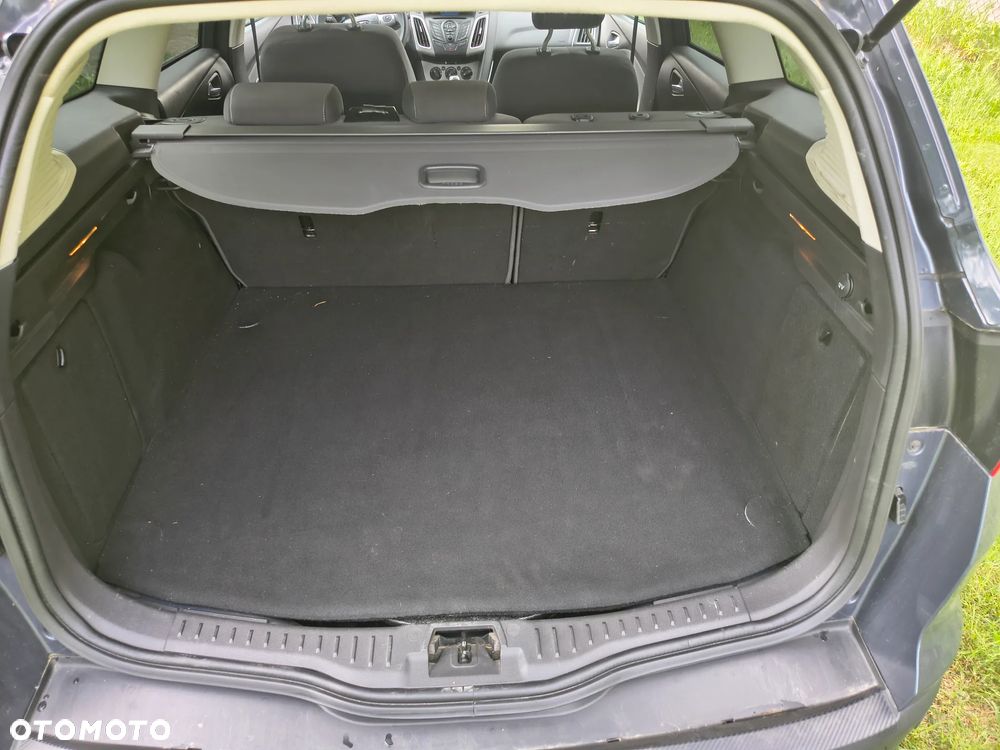 Ford Focus - 12