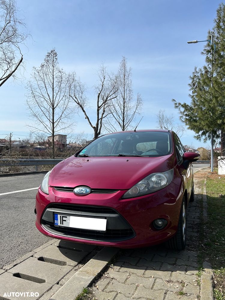 Ford Fiesta 1.25i Ambiente - 1
