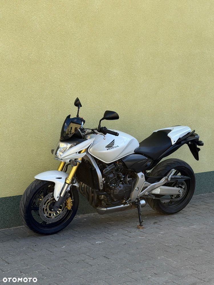 Honda Hornet - 26