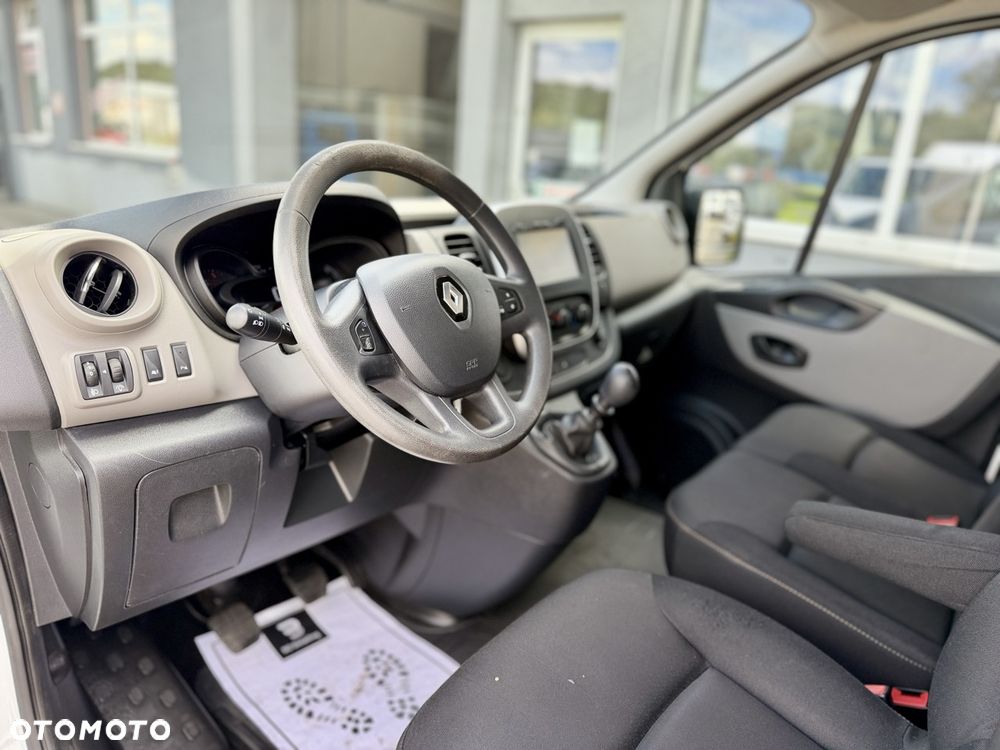 Renault Trafic - 8