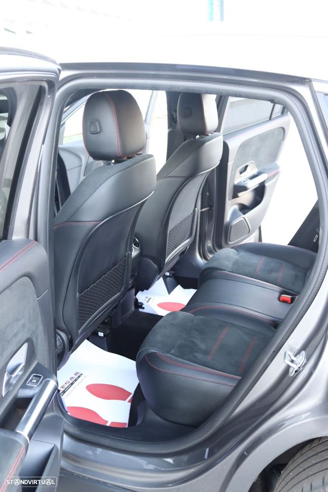 Mercedes-Benz GLA 250 - 14