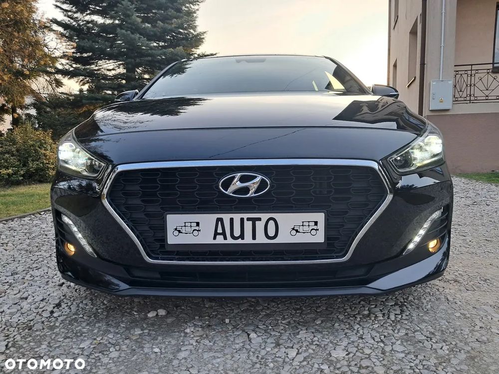 Hyundai i30 1.4 T-GDI Passion Plus - 10