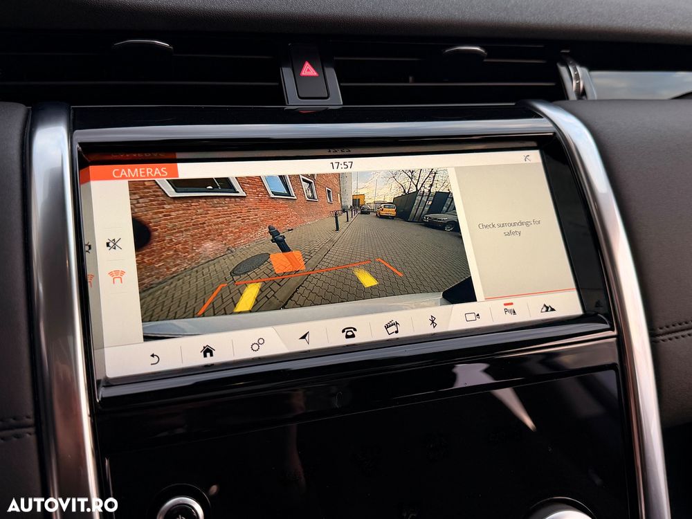 Land Rover Discovery Sport 2.0 l TD4 HSE Aut. - 14