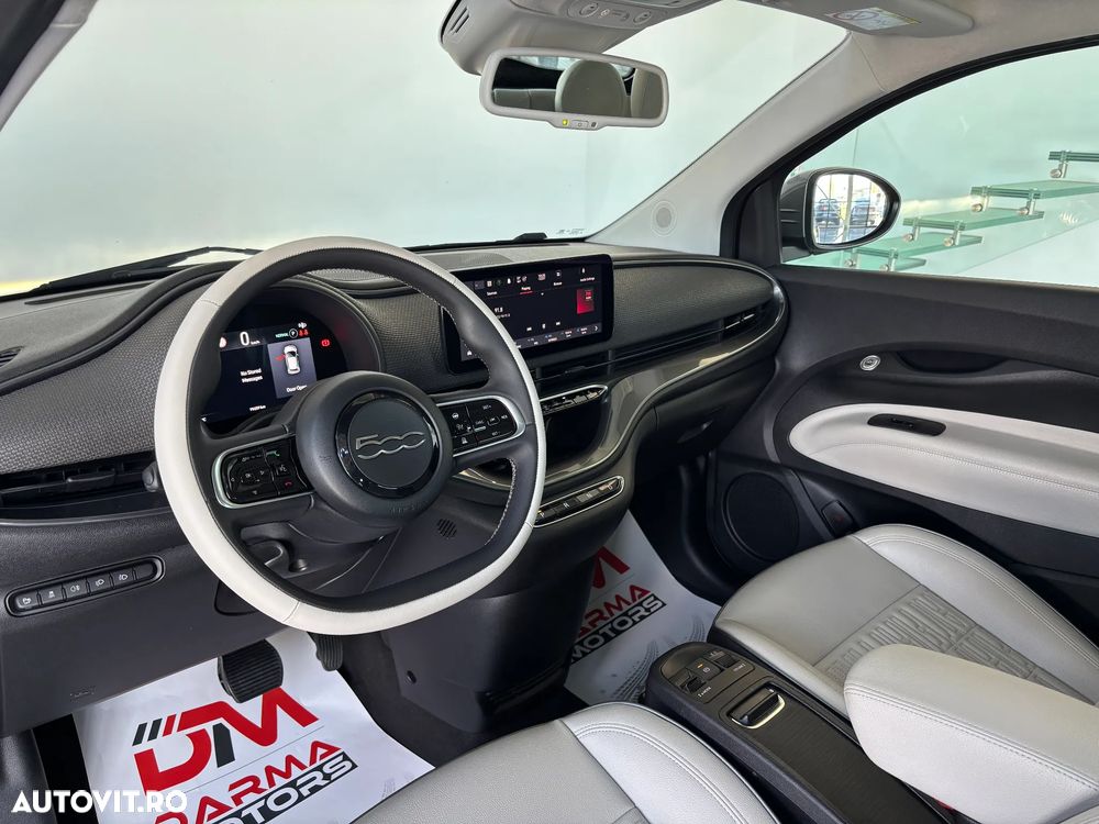 Fiat 500E La Prima - 11