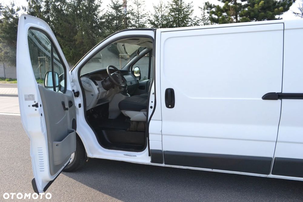 Opel Vivaro - 9