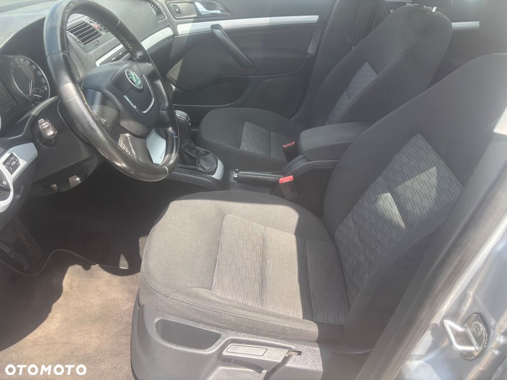Skoda Octavia 1.4 TSI IMPULS EDITION - 30