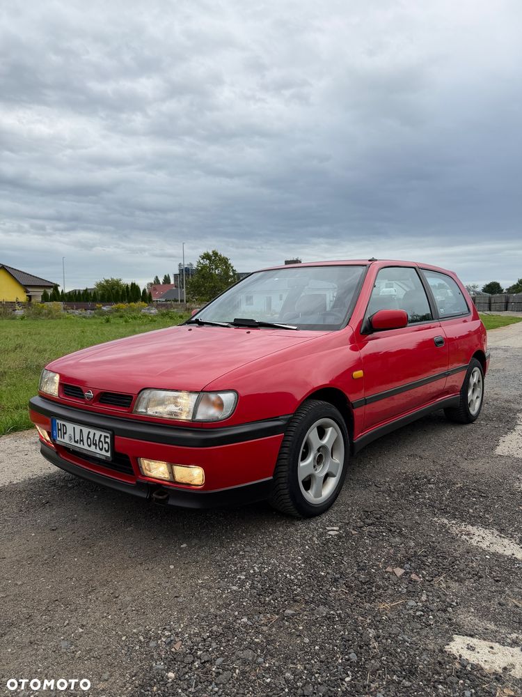 Nissan Sunny - 4