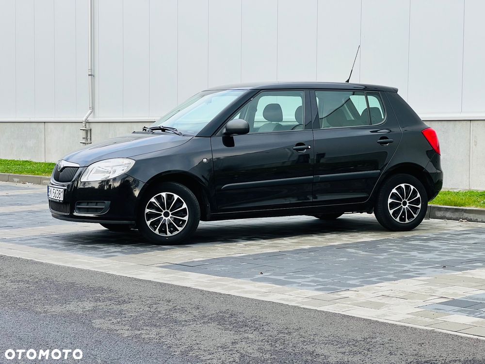 Skoda Fabia 1.2 HTP Ambiente - 11