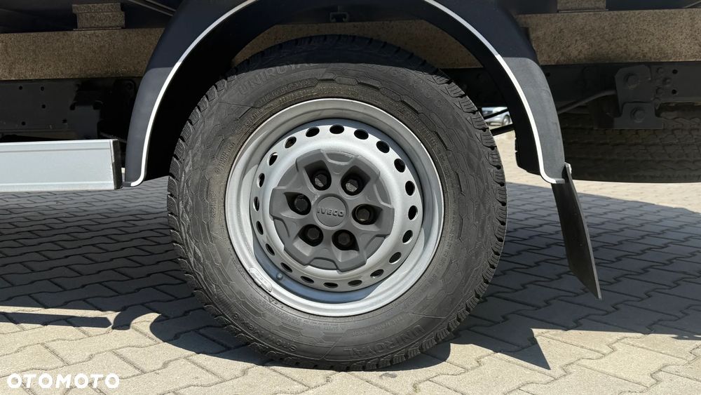 Iveco Daily 35S15 2.3 Diesel 150 KM MT6 Plandeka 8EP - 29