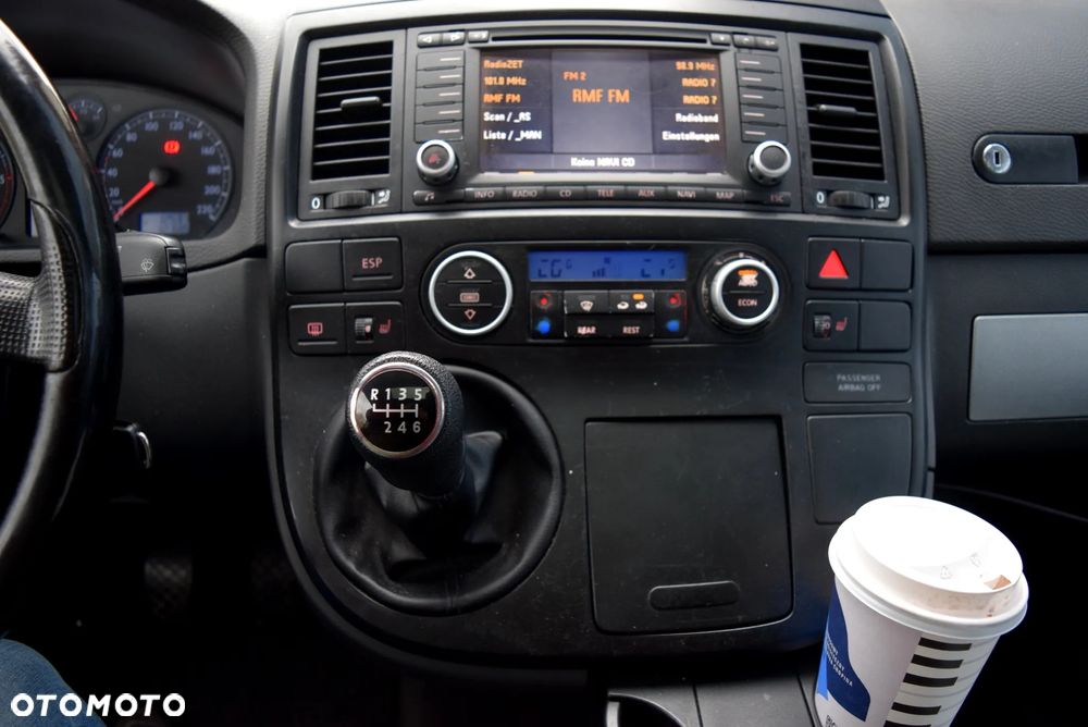 Volkswagen Multivan TDI L1 Comfortline - 24