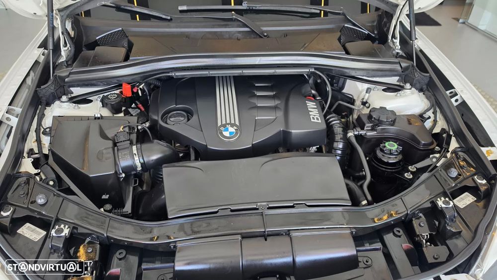 BMW X1 20 d xDrive Auto - 28