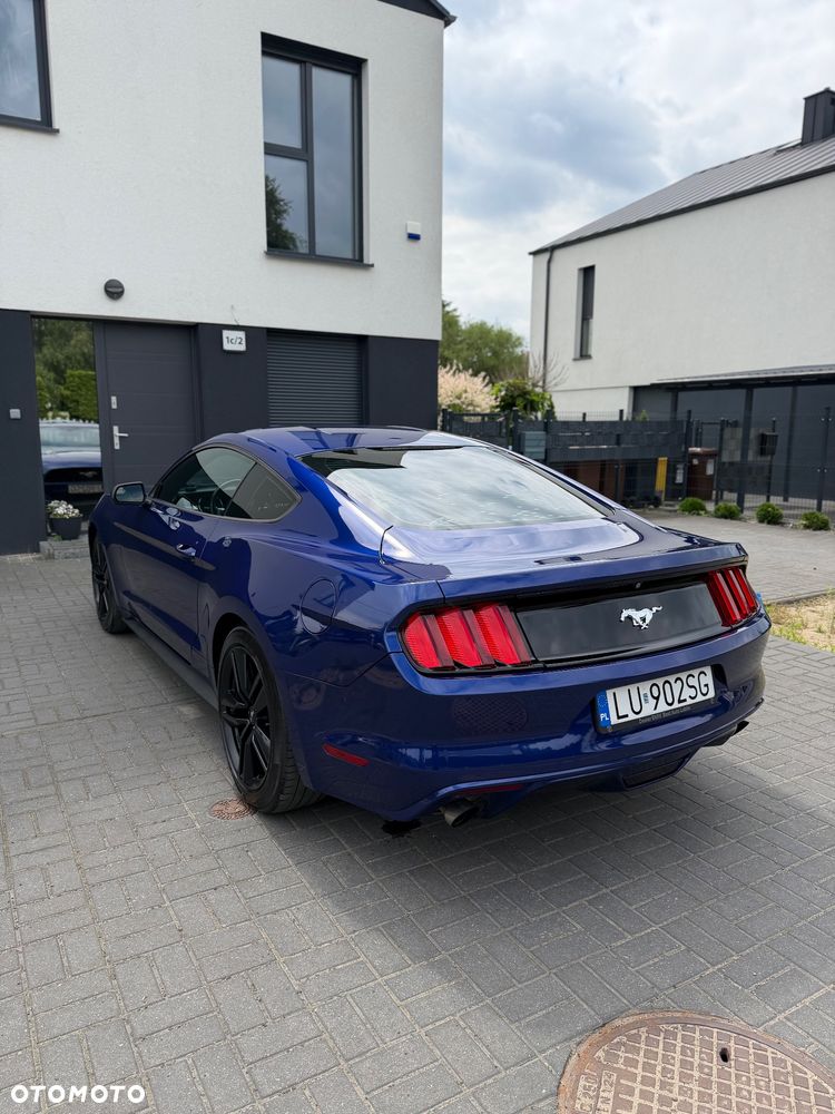 Ford Mustang 2.3 EcoBoost - 18