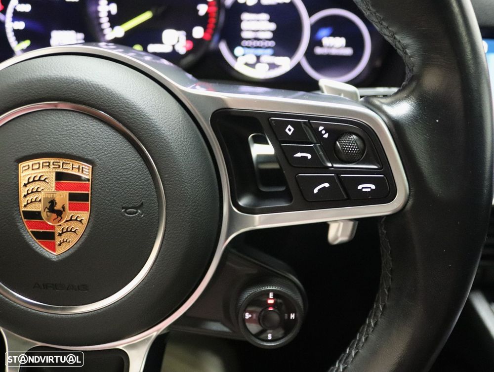 Porsche Cayenne Coupé E-Hybrid Platinum Edition - 21