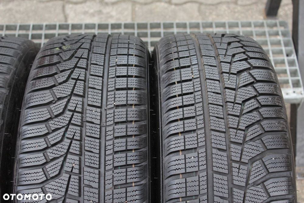 4x 205/55R17 HANKOOK WINTER ICEPT EVO 2 AO 95V - 2