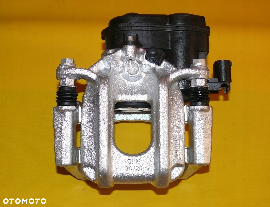 ZACISKI JARZMA LEWY PRAWY PRZÓD TYŁ BMW SERIA 5 F10 F11 348/36 330/20mm 10- - 6