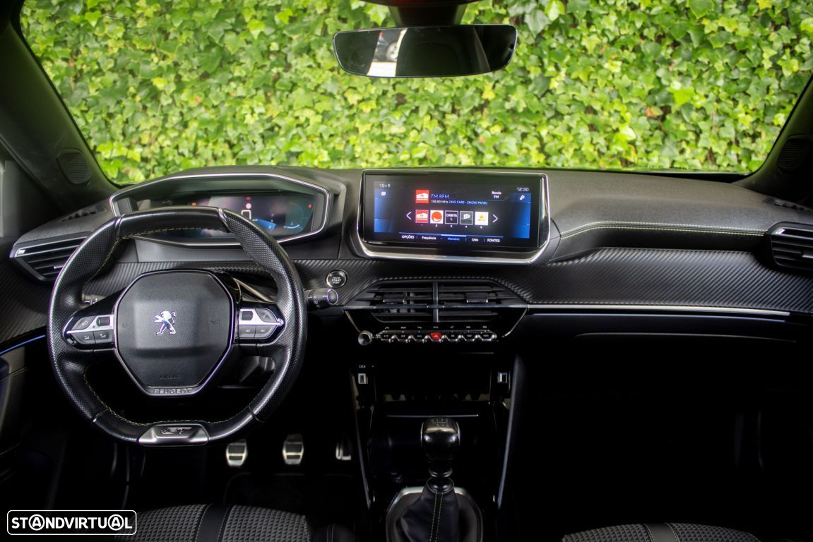 Peugeot 2008 1.5 BlueHDi GT - 15