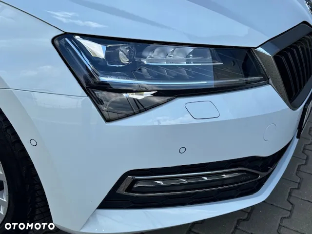 Skoda Superb 2.0 TDI SCR Style DSG - 11