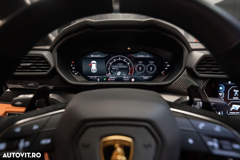Lamborghini Urus - 21