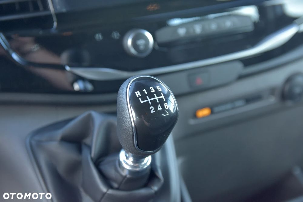 Ford Transit Trend Furgon Brygadówka L4H3 165KM - 16