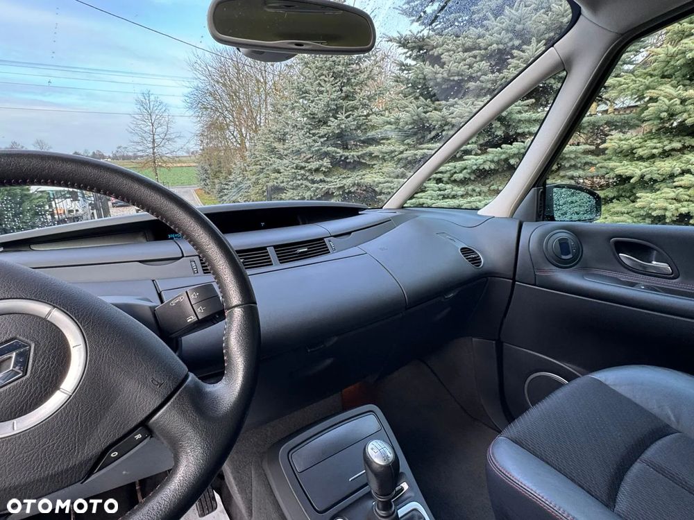 Renault Espace 2.0 Dynamique - 11