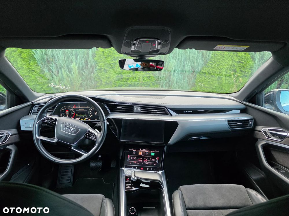 Audi e-tron 55 quattro - 17