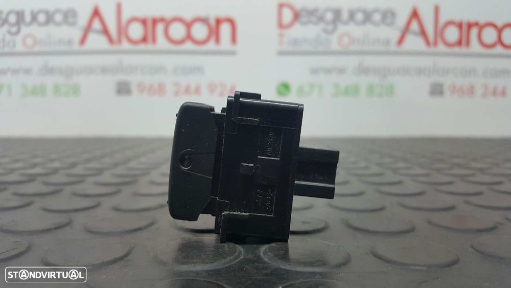 CONTROLE DE BLOQUEIO DE PORTA NISSAN NV 200 (M20) EVALIA TEKNA - 8