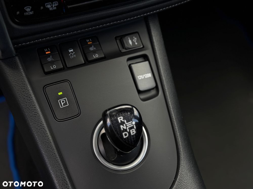 Toyota Auris - 23