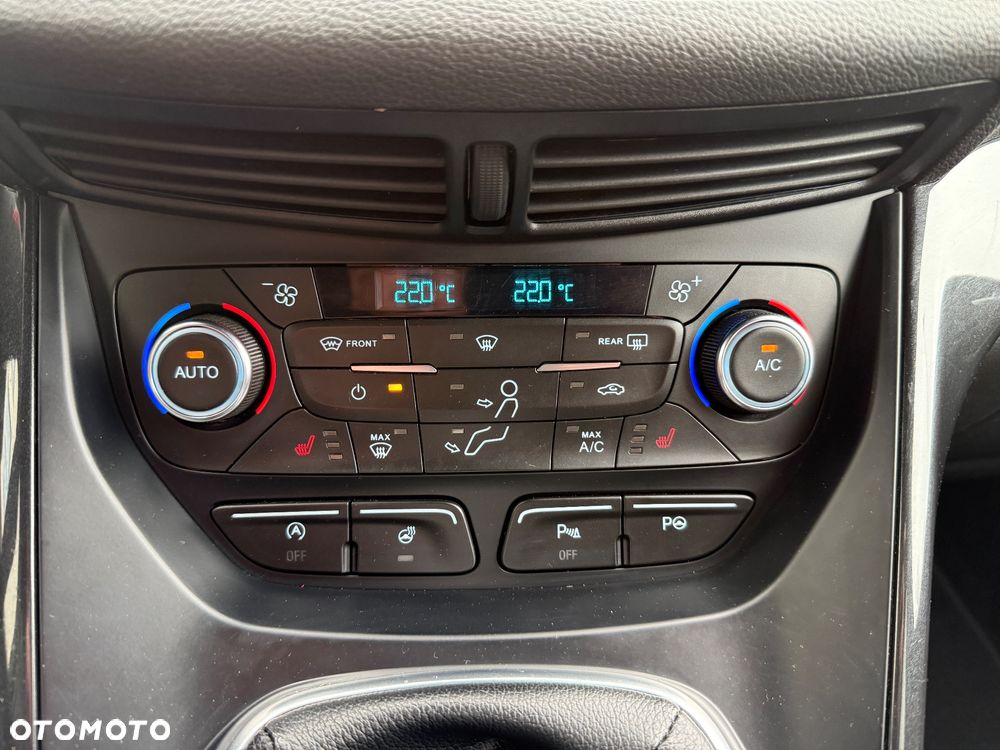 Ford Kuga 1.5 EcoBoost 2x4 ST-Line - 15