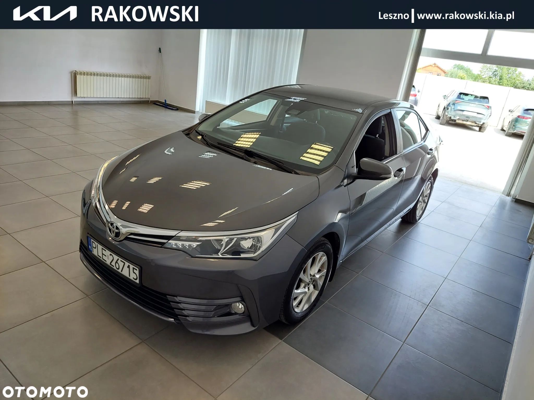 Toyota Corolla 1.6 Classic Plus - 1