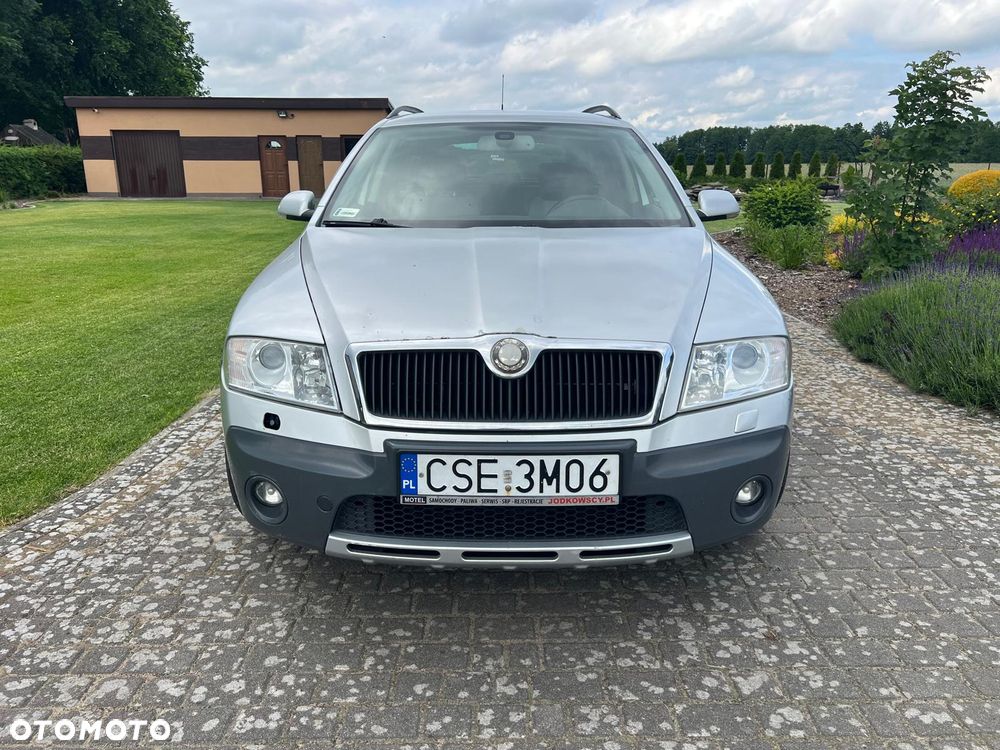 Skoda Octavia 2.0 TDI DPF Scout 4x4 - 4