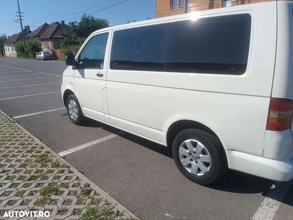 Volkswagen Transporter - 1