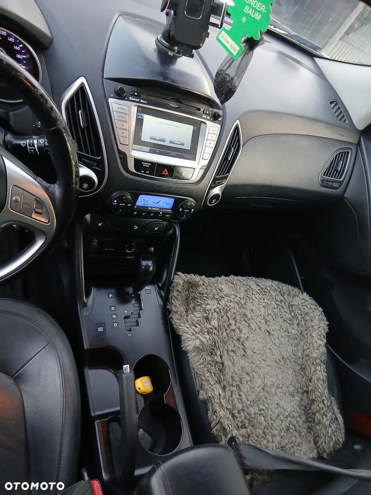 Hyundai ix35 - 11