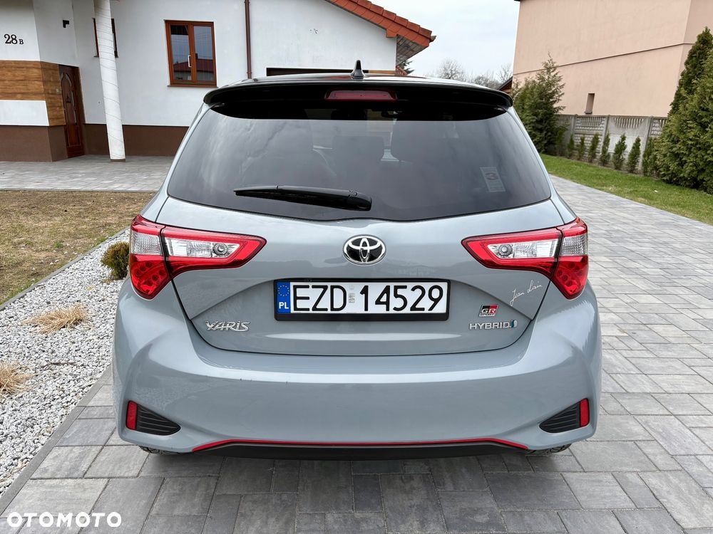 Toyota Yaris Hybrid 100 GR Sport - 7