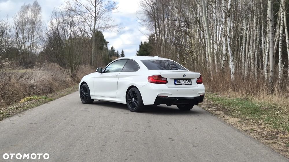 BMW Seria 2 220i M Sport - 9