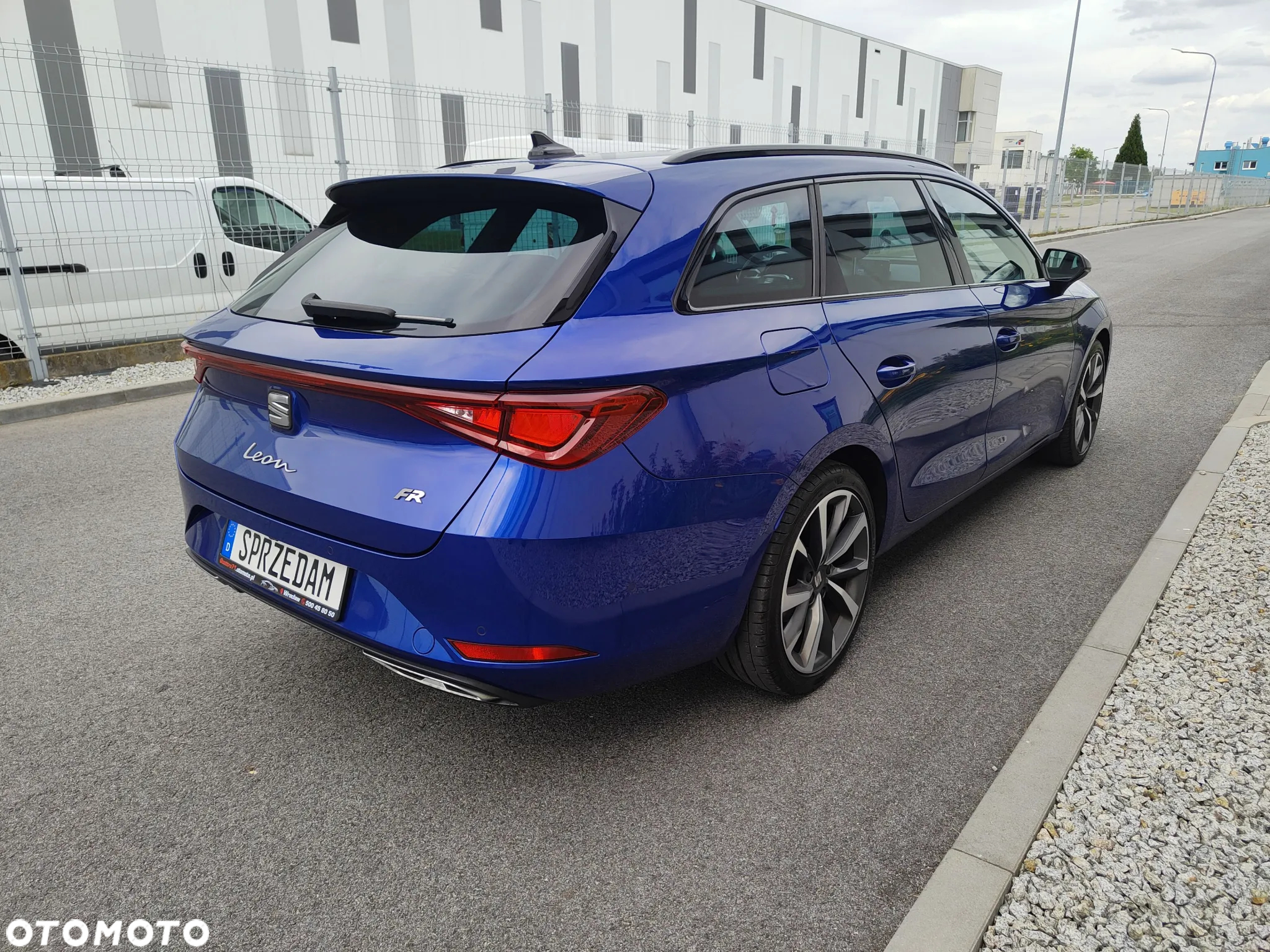 Seat Leon Sportstourer 2.0 TDI DSG FR Plus - 4
