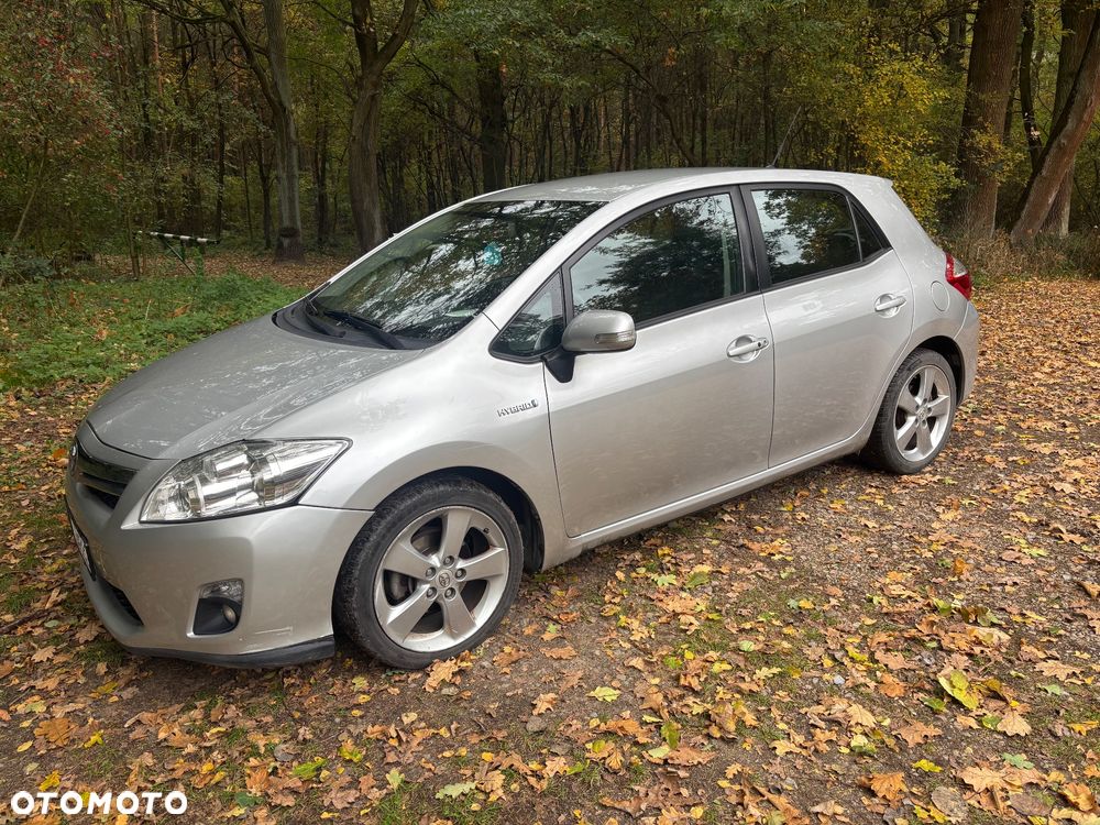 Toyota Auris 1.8 HSD Luna - 1
