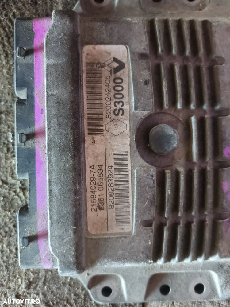 Calculator motor ECU, cod 8200242405, 8200283924, Renault Megane 2 , 1.6 Benzina - 2