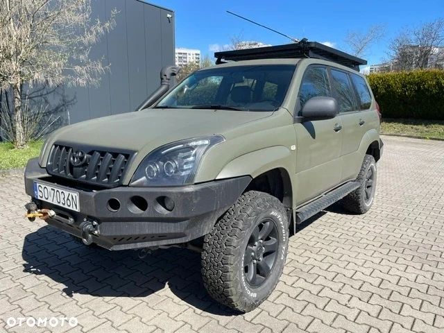 Toyota Land Cruiser - 1