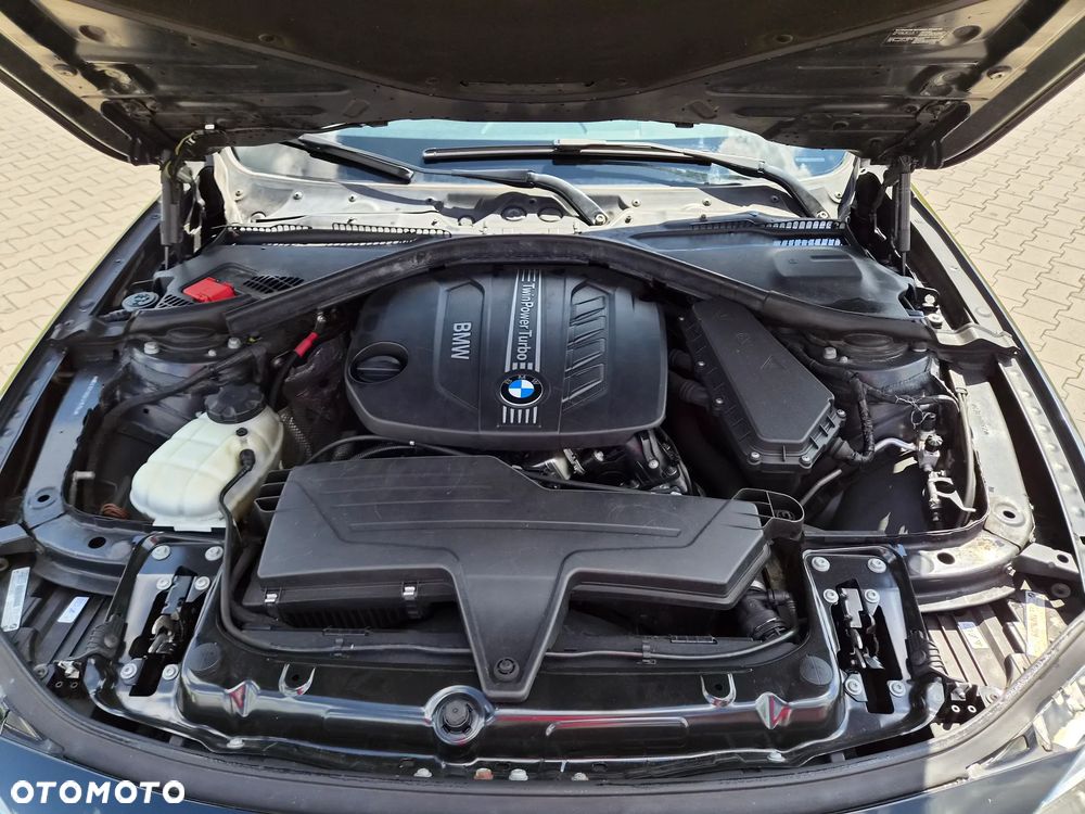BMW Seria 3 316d - 14