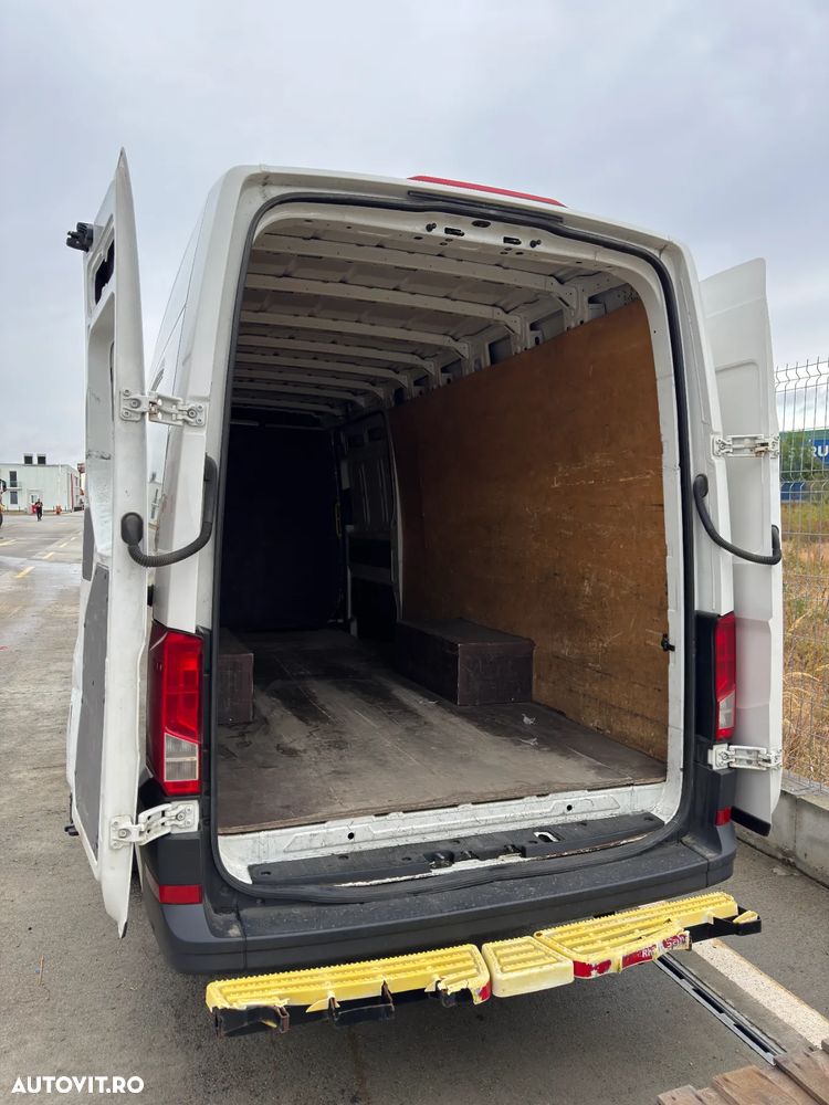 Volkswagen CRAFTER - 6