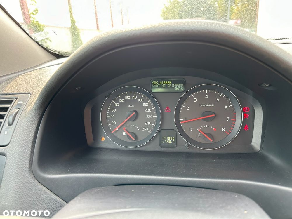 Volvo C70 2.4 Momentum - 9