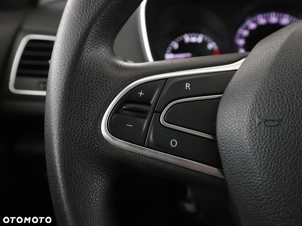 Renault Megane ENERGY TCe 100 LIFE - 25