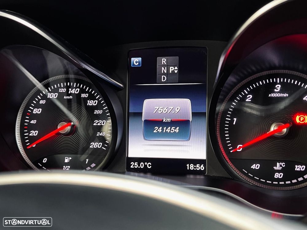 Mercedes-Benz GLC 250 d Coupé AMG Line 4-Matic - 25