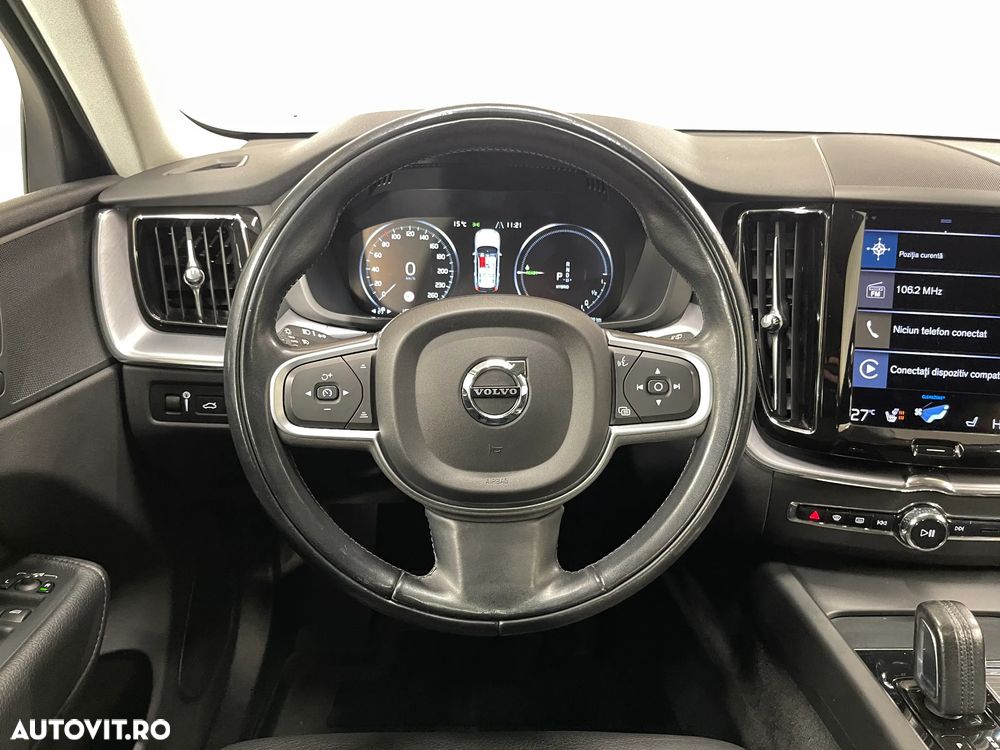 Volvo XC 60 Recharge T6 Twin Engine eAWD R-Design Expression - 6