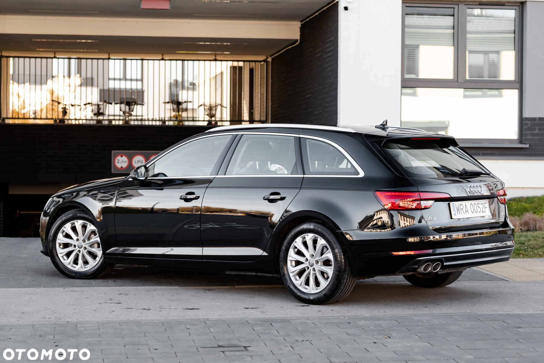 Audi A4 2.0 TDI S tronic - 14