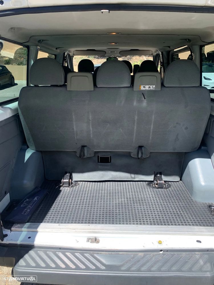 Ford Transit 260S 2.2 TDCi Antepara Curta-T.Normal - 12