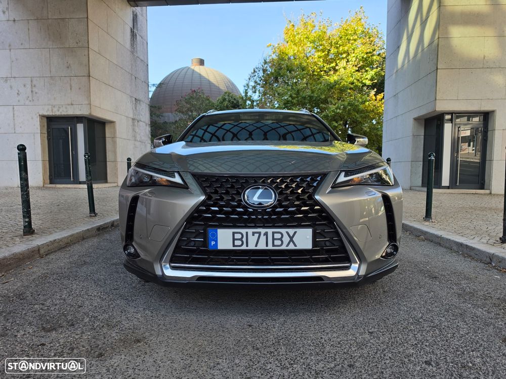 Lexus UX 250h Premium - 3