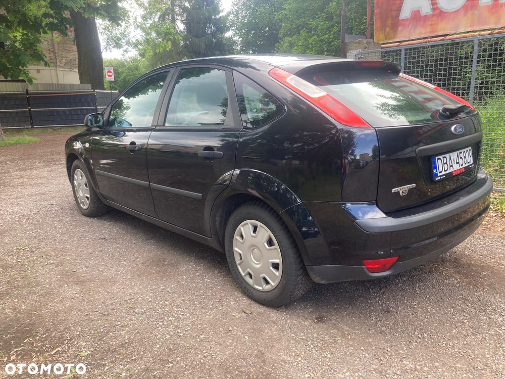 Ford Focus 1.6 16V Ambiente - 10